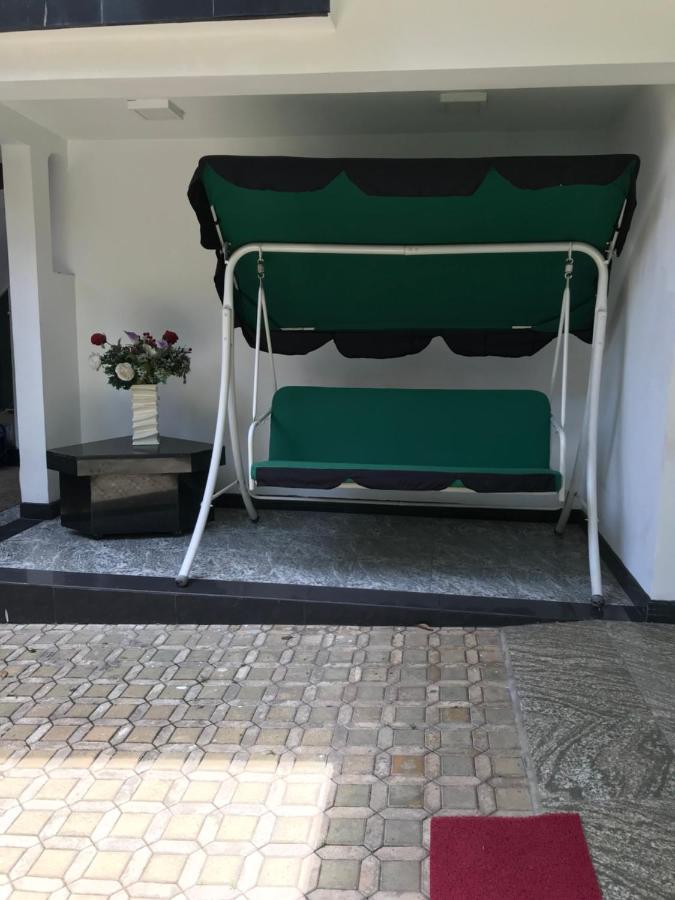 Duvi'S Shelter Bungalow Коломбо Экстерьер фото